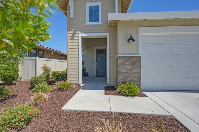 7024 Starburst Ln, Roseville, CA 95747