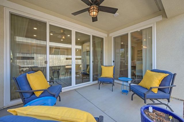 7024 Starburst Ln, Roseville, CA 95747