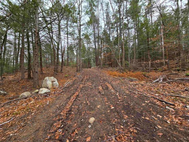 669 High Street, Candia, NH 03034