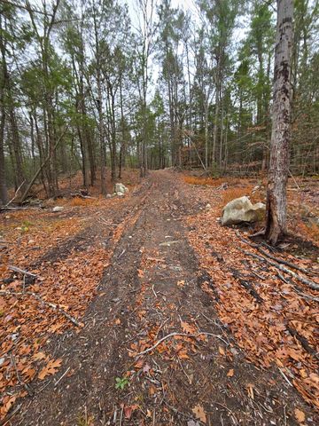 669 High Street, Candia, NH 03034