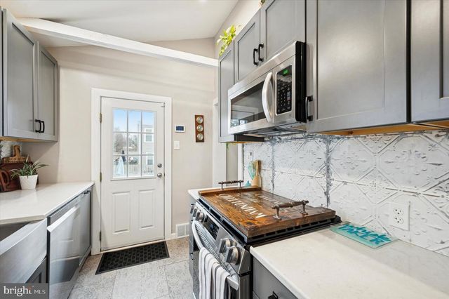 137 MYRTLE AVE, Cheltenham, PA 19012