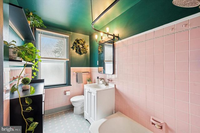 137 MYRTLE AVE, Cheltenham, PA 19012