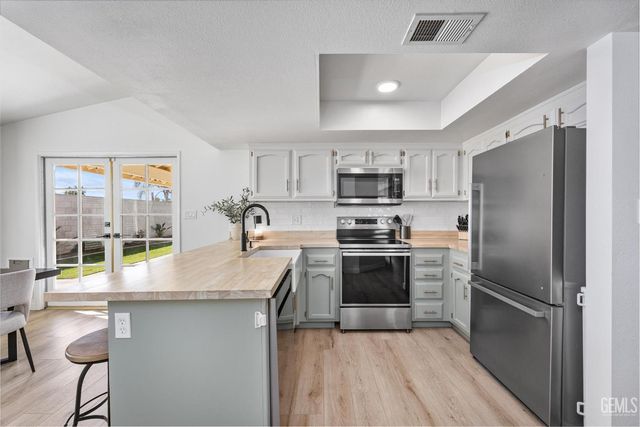 709 Reed Street, Bakersfield, CA 93314