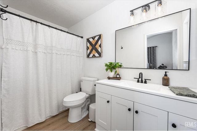 709 Reed Street, Bakersfield, CA 93314