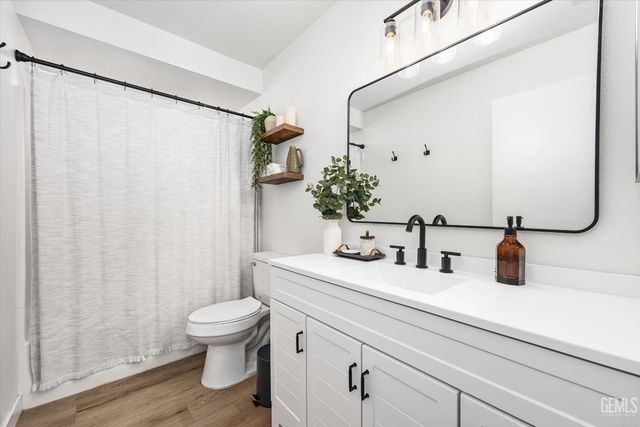 709 Reed Street, Bakersfield, CA 93314