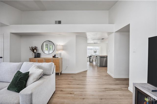 709 Reed Street, Bakersfield, CA 93314