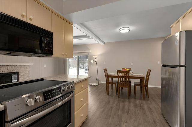 37177 Bristol Street, Livonia, MI 48154