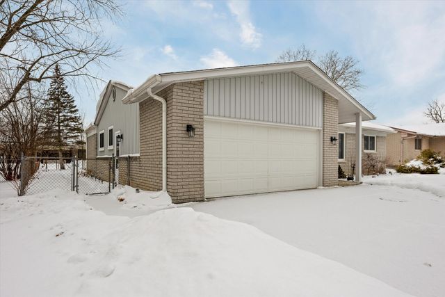 37177 Bristol Street, Livonia, MI 48154