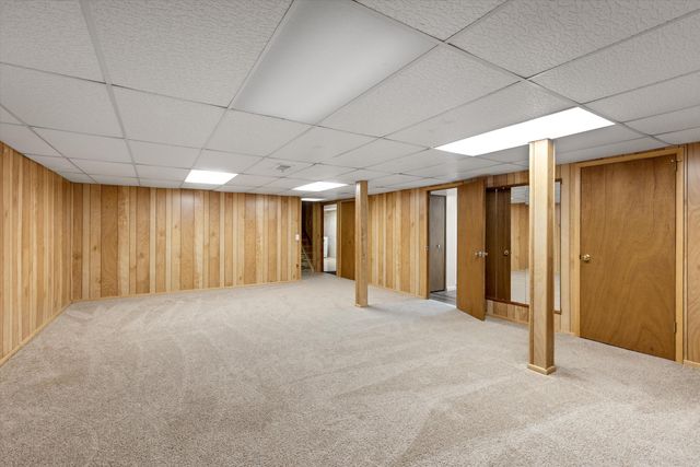 37177 Bristol Street, Livonia, MI 48154