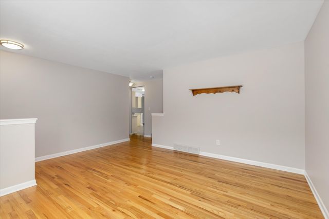 37177 Bristol Street, Livonia, MI 48154