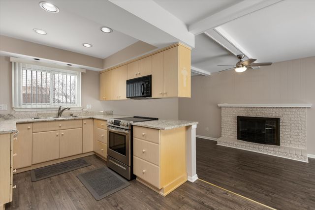 37177 Bristol Street, Livonia, MI 48154