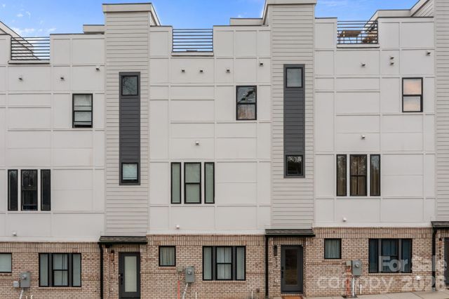 513 Strong Avenue, Charlotte, NC 28205