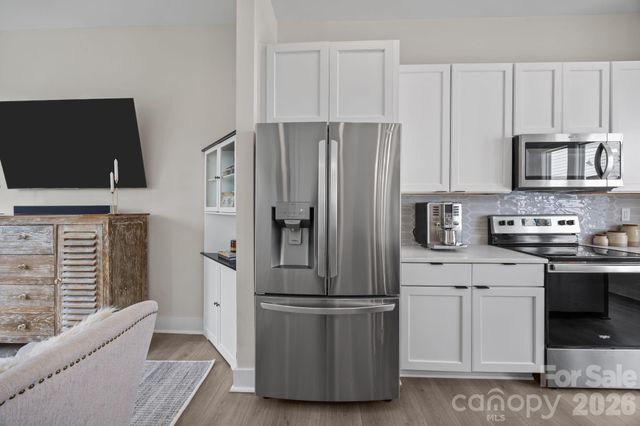 513 Strong Avenue, Charlotte, NC 28205