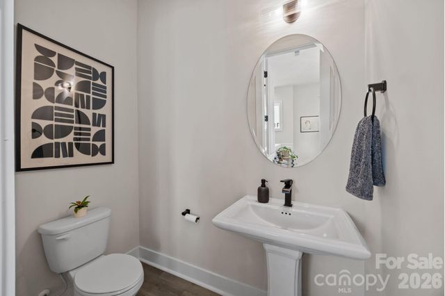 513 Strong Avenue, Charlotte, NC 28205