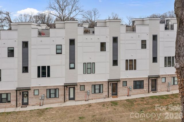 513 Strong Avenue, Charlotte, NC 28205