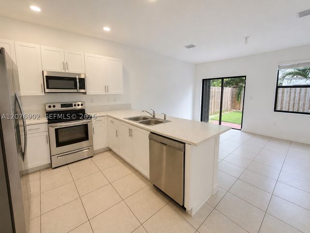 11876 SW 245th Ter 11876, Homestead, FL 33032