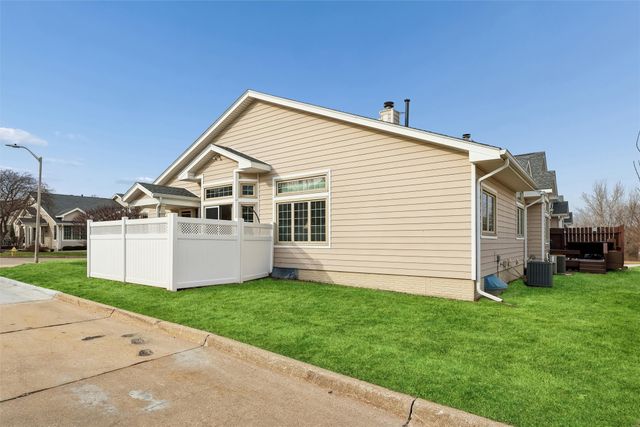 4400 Ep True Parkway 5, West Des Moines, IA 50265