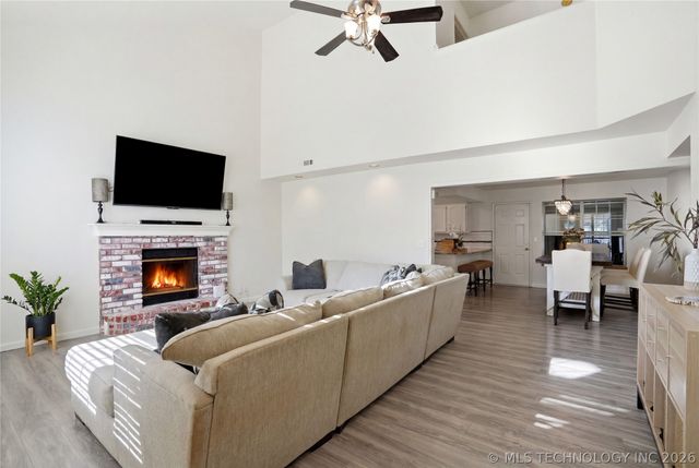 8906 N 124th East Avenue, Owasso, OK 74055