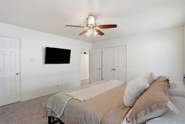 8906 N 124th East Avenue, Owasso, OK 74055