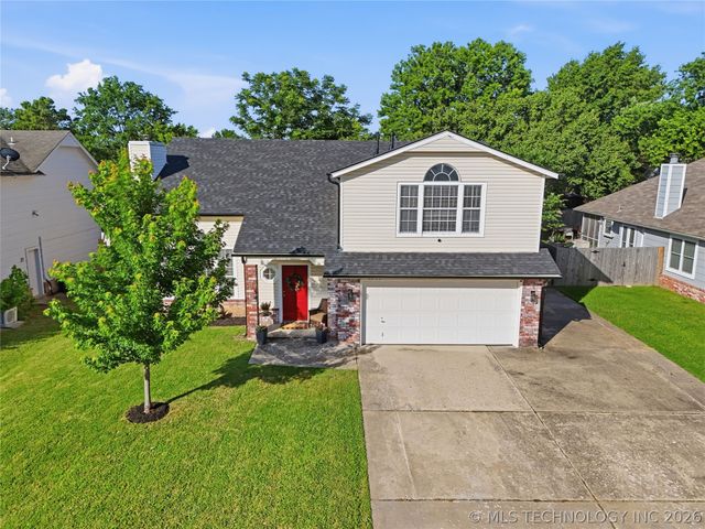 8906 N 124th East Avenue, Owasso, OK 74055