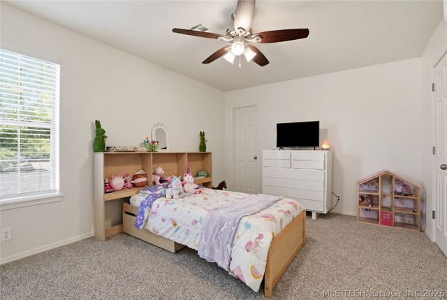 8906 N 124th East Avenue, Owasso, OK 74055