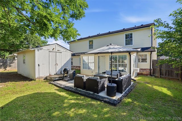 8906 N 124th East Avenue, Owasso, OK 74055