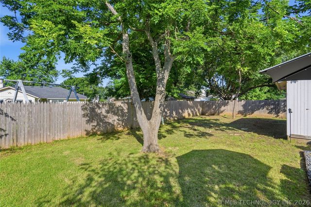 8906 N 124th East Avenue, Owasso, OK 74055