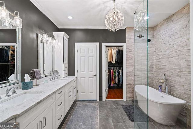 2606 Brookhaven Chase Lane NE, Atlanta, GA 30319