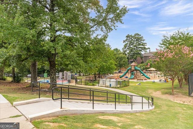 2606 Brookhaven Chase Lane NE, Atlanta, GA 30319