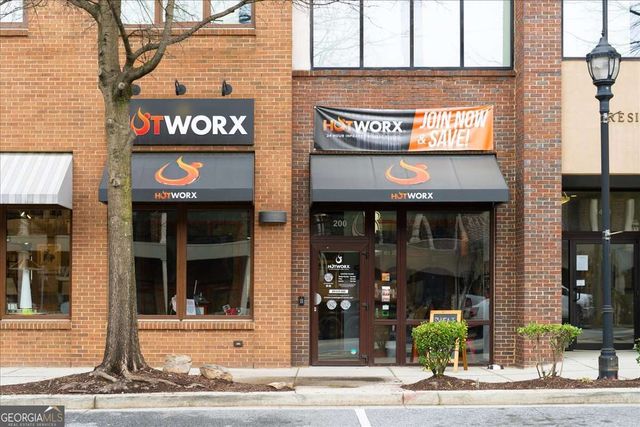 2606 Brookhaven Chase Lane NE, Atlanta, GA 30319