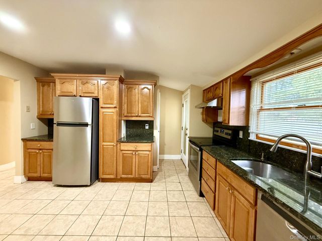 39 University Heights Drive, Stony Brook, NY 11790