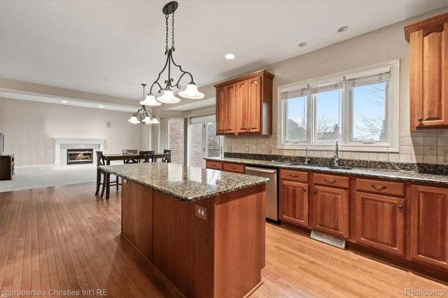 22165 Chase Drive, Novi, MI 48375