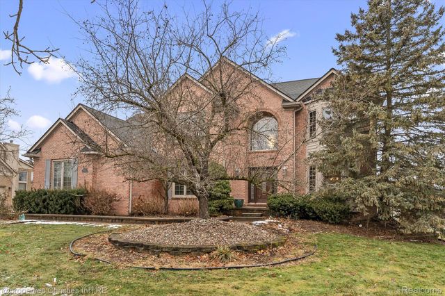 22165 Chase Drive, Novi, MI 48375