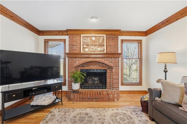 18906 E 34th Terrace S, Independence, MO 64057