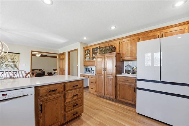 18906 E 34th Terrace S, Independence, MO 64057