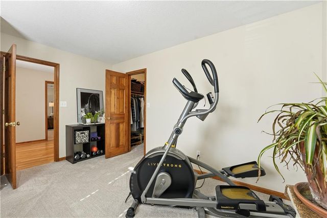 18906 E 34th Terrace S, Independence, MO 64057