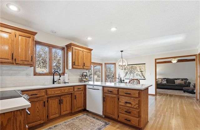 18906 E 34th Terrace S, Independence, MO 64057