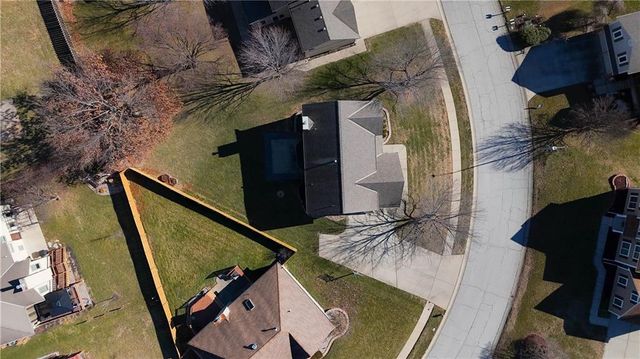 18906 E 34th Terrace S, Independence, MO 64057