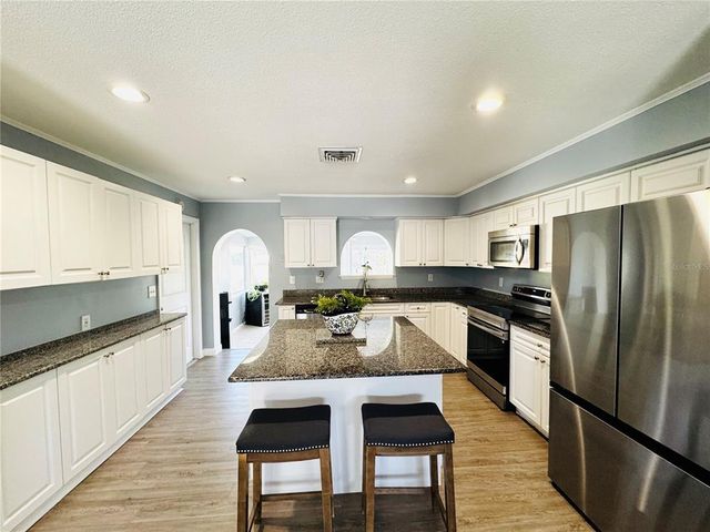 9031 HILOLO LANE, Venice, FL 34293