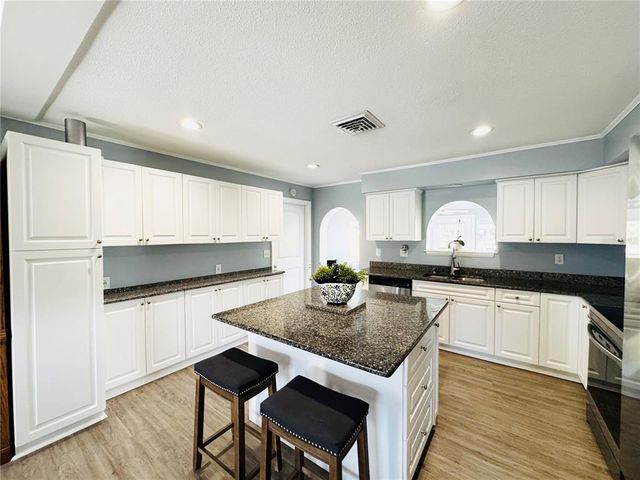 9031 HILOLO LANE, Venice, FL 34293