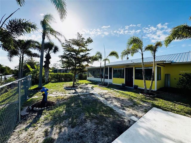 9031 HILOLO LANE, Venice, FL 34293