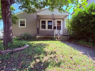 2236 E 24th Street, Granite City, IL 62040