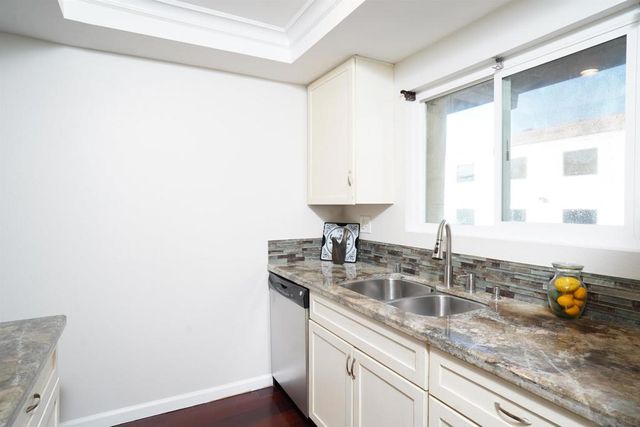 6069 Rancho Mission Rd 201, San Diego, CA 92108