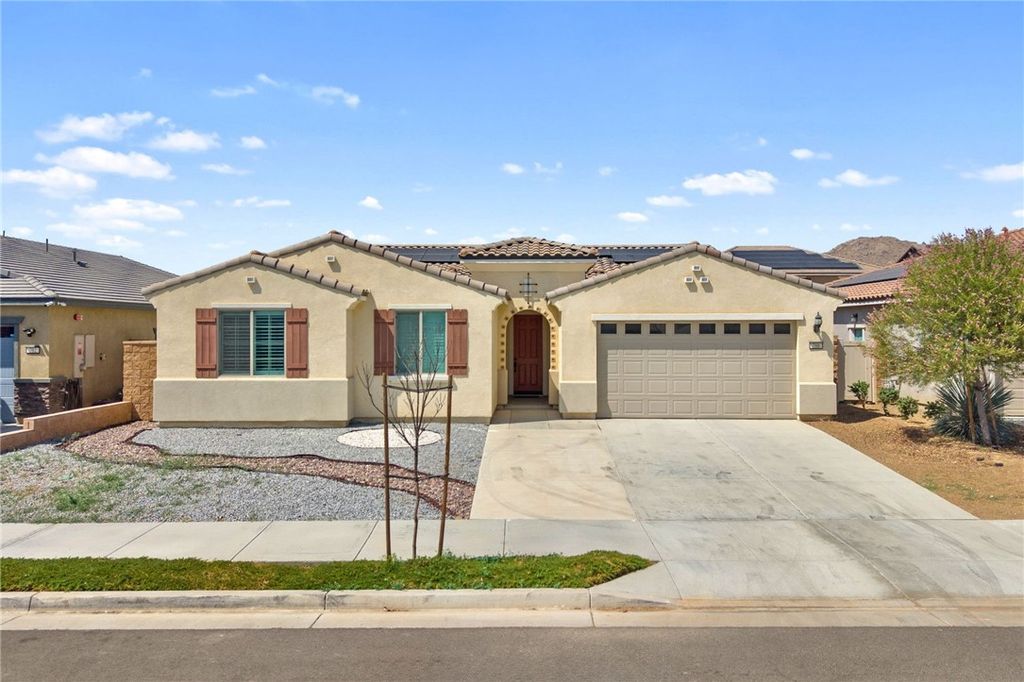 786 Green Court, Perris, CA 92571 — photo 2