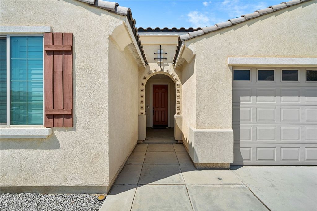786 Green Court, Perris, CA 92571 — photo 4