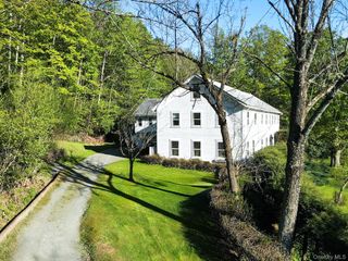 2182 Old Road 17, Roscoe, NY 12776