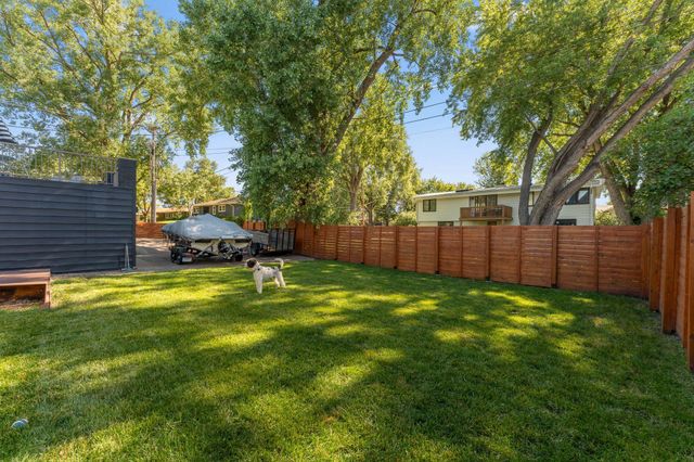 4544 Perry Avenue N, Robbinsdale, MN 55422