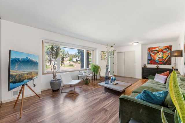 4544 Perry Avenue N, Robbinsdale, MN 55422