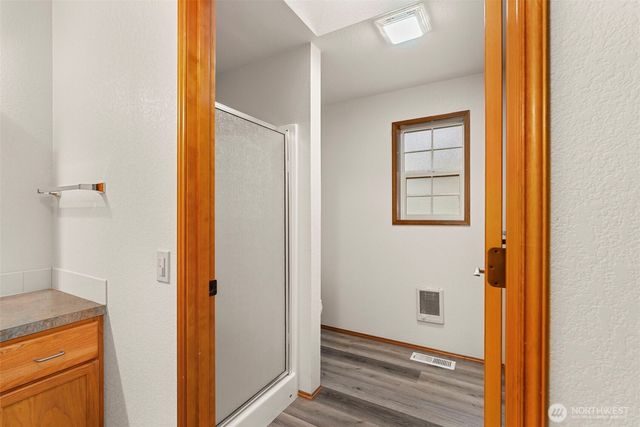 2808 Colonial Drive, Centralia, WA 98531