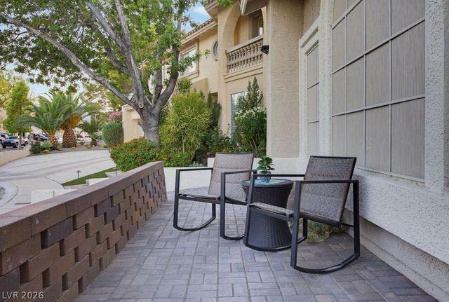 7424 Alcove Glen Court, Las Vegas, NV 89129